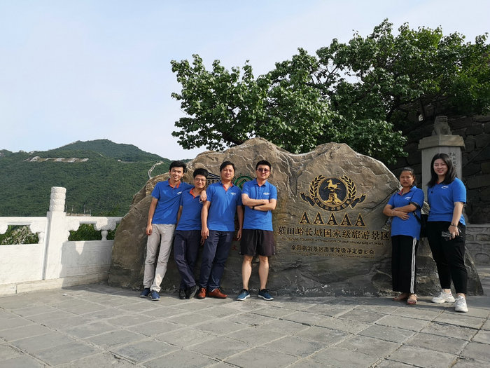 安帕爾優(yōu)秀員工長城之旅 — 登長城,當好漢,賞美景